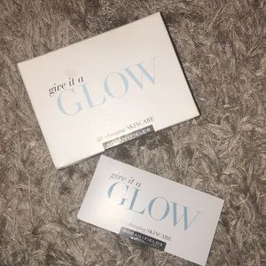 Give it a Glow Samples